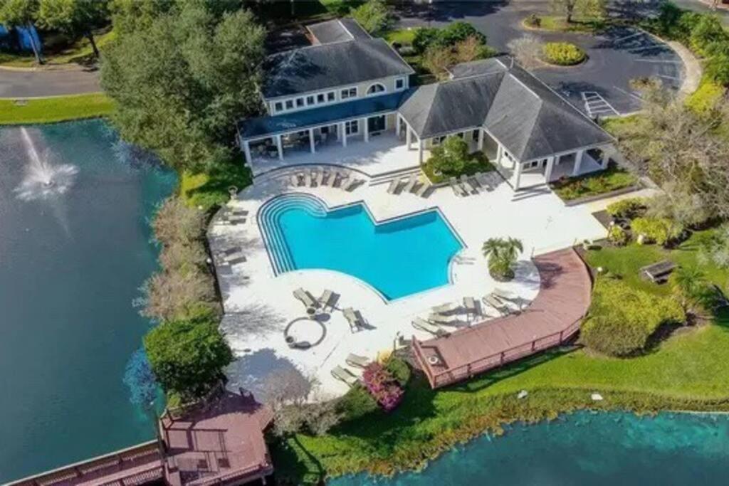 Lakeview Condo In Gated Community Tampa Extérieur photo