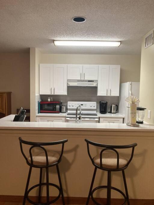 Lakeview Condo In Gated Community Tampa Extérieur photo